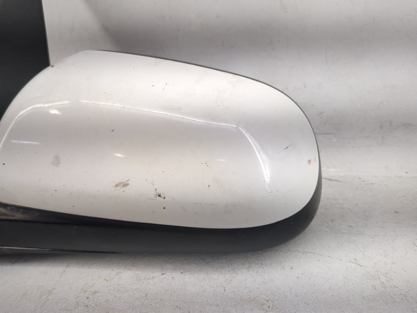 2007-2011 Chevrolet Aveo Driver Side View Mirror - Left Door Mirror OEM Used - Oemusedautoparts1.com