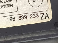 2009-2011 Chevrolet Aveo Fusebox Fuse Box Panel Relay Module P/N:96839233ZA Fits Fits 2009 2010 2011 OEM Used Auto Parts - O