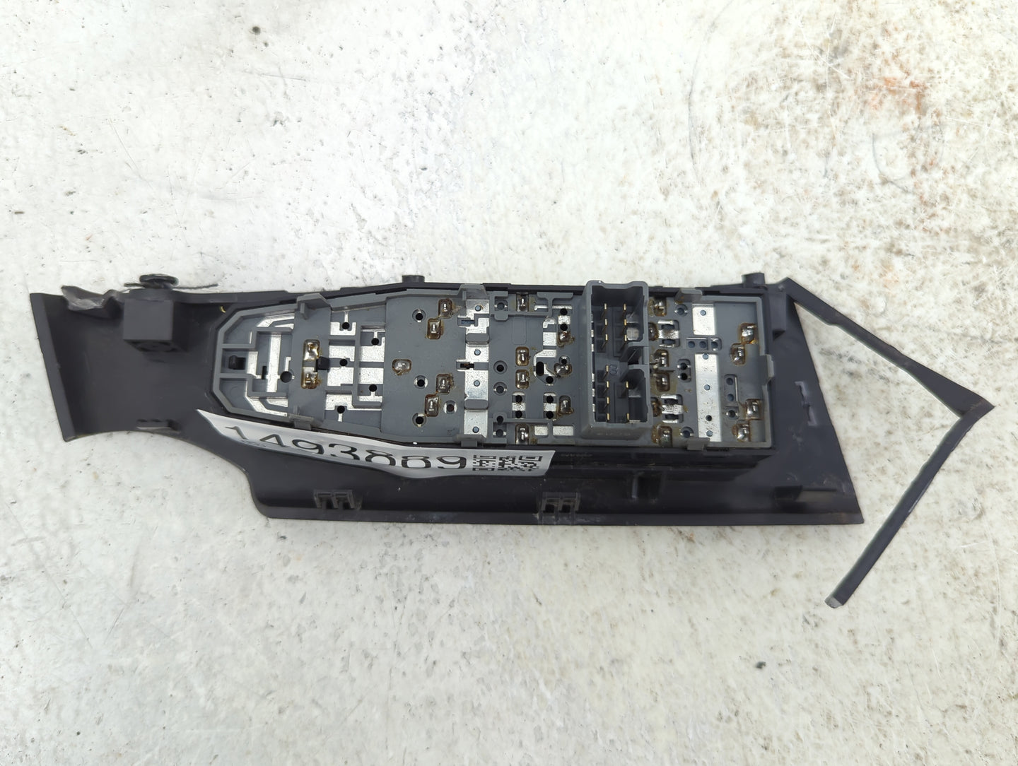 2009-2011 Chevrolet Aveo Master Power Window Switch Replacement Driver Side Left Fits Fits 2009 2010 2011 OEM Used Auto Part