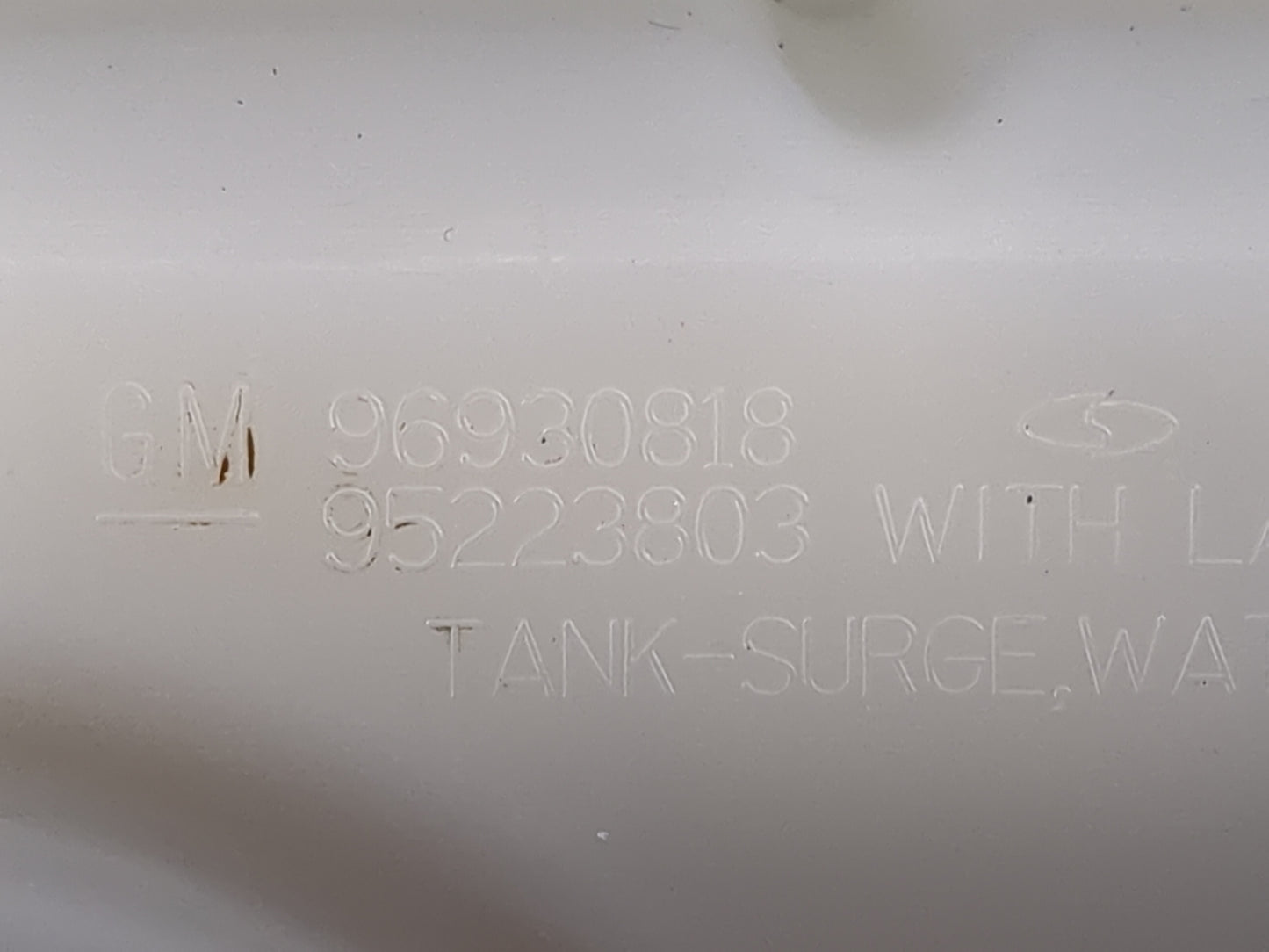 2009-2011 Chevrolet Aveo Radiator Coolant Overflow Expansion Tank Bottle 1494676 - Oemusedautoparts1.com