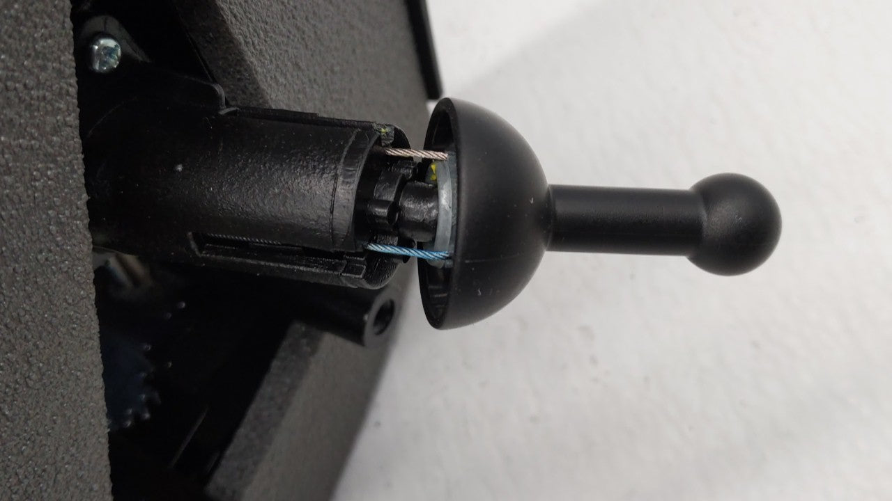 2005-2006 Chevrolet Aveo Passenger Side View Mirror - Right Door Mirror OEM Used - Oemusedautoparts1.com