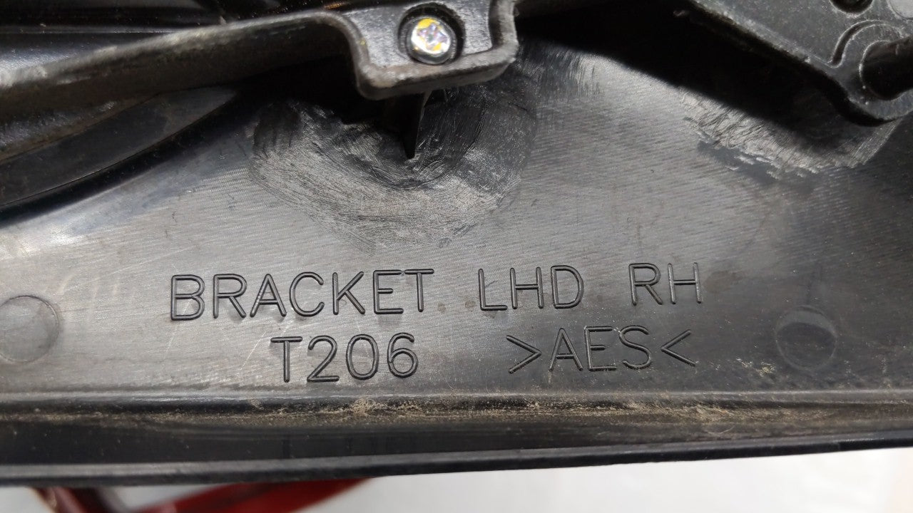 2005-2006 Chevrolet Aveo Passenger Side View Mirror - Right Door Mirror OEM Used - Oemusedautoparts1.com