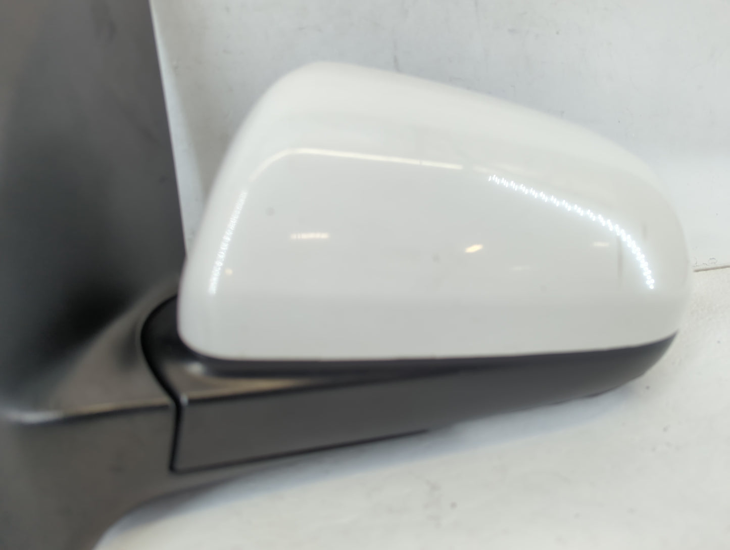 2007-2011 Chevrolet Aveo Driver Side View Mirror - Left Door Mirror OEM Used - Oemusedautoparts1.com