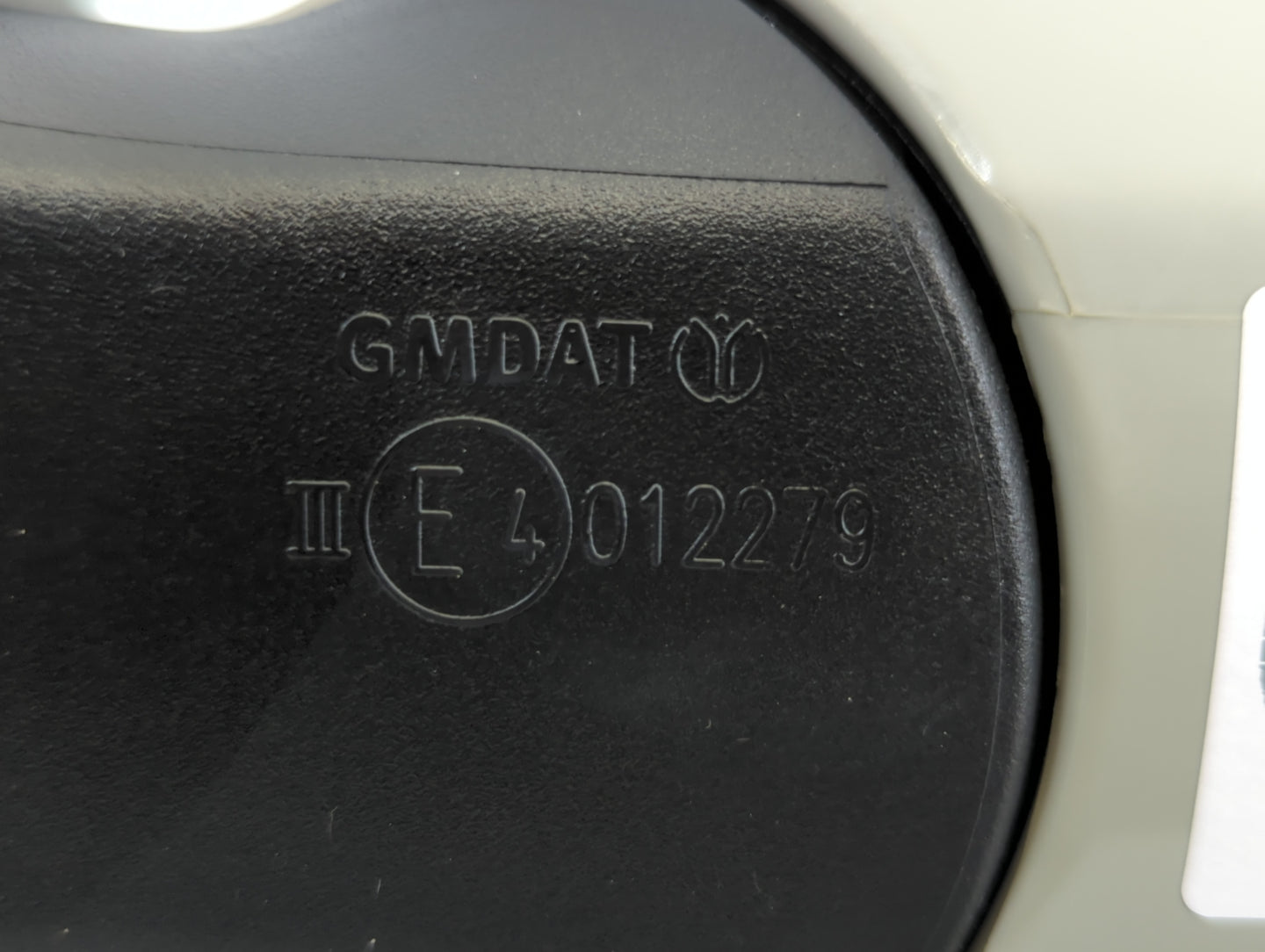 2005-2006 Chevrolet Aveo Passenger Side View Mirror - Right Door Mirror OEM Used - Oemusedautoparts1.com