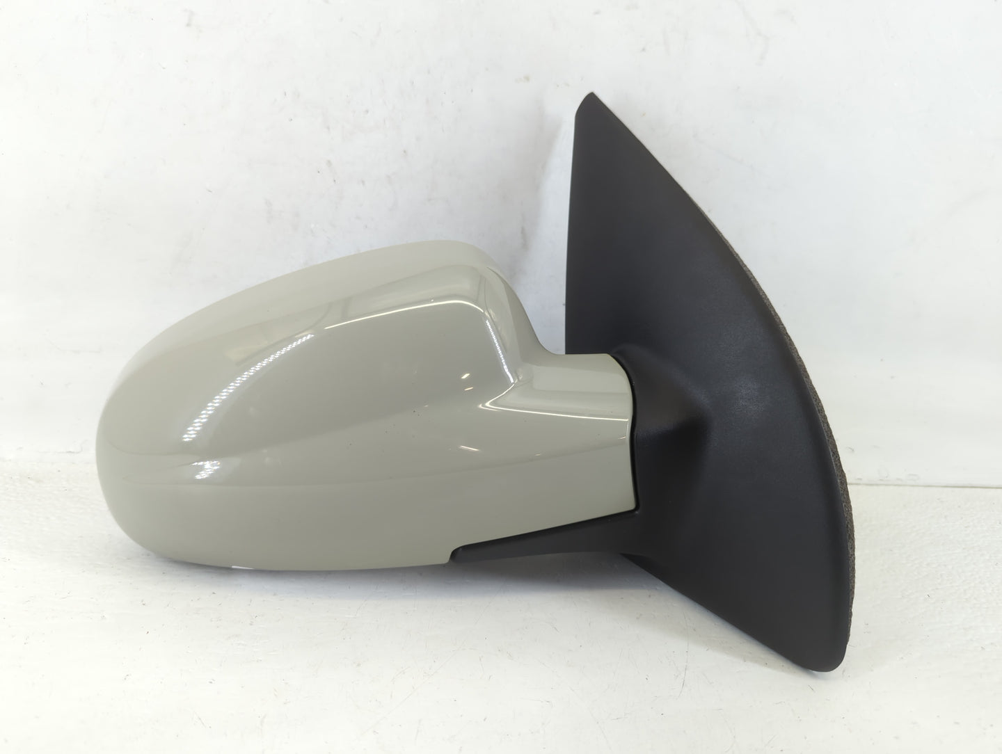 2005-2006 Chevrolet Aveo Passenger Side View Mirror - Right Door Mirror OEM Used - Oemusedautoparts1.com