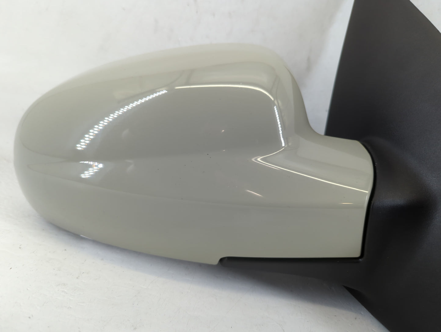 2005-2006 Chevrolet Aveo Passenger Side View Mirror - Right Door Mirror OEM Used - Oemusedautoparts1.com