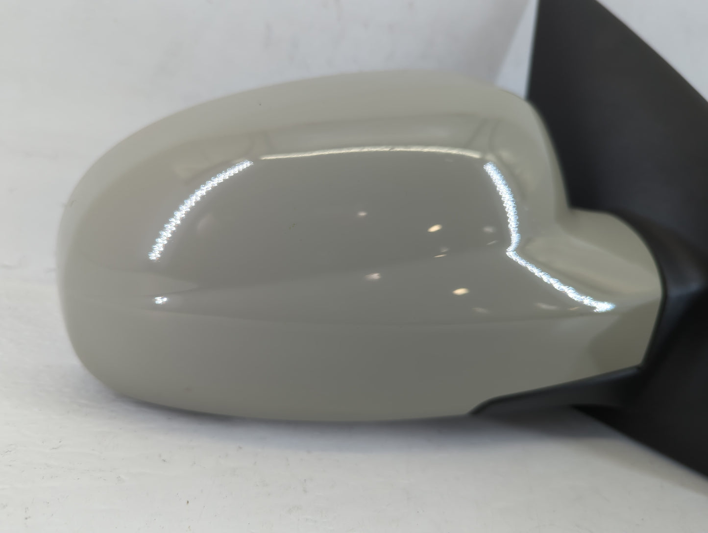 2005-2006 Chevrolet Aveo Passenger Side View Mirror - Right Door Mirror OEM Used - Oemusedautoparts1.com