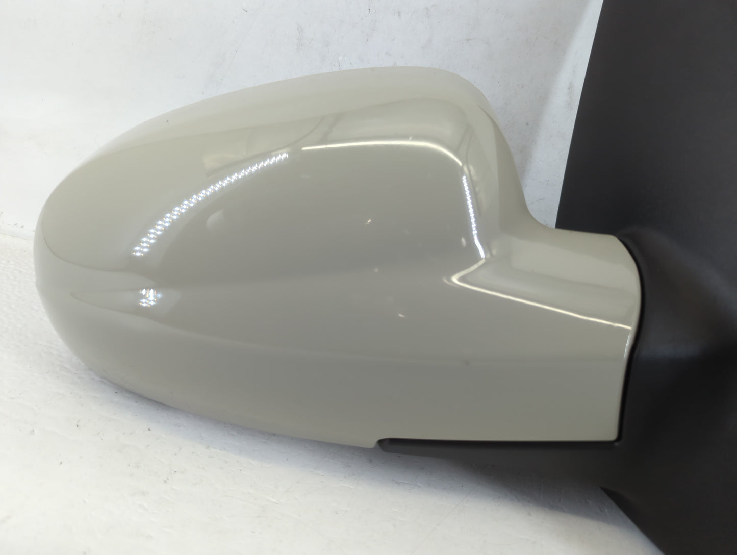 2005-2006 Chevrolet Aveo Passenger Side View Mirror - Right Door Mirror OEM Used - Oemusedautoparts1.com