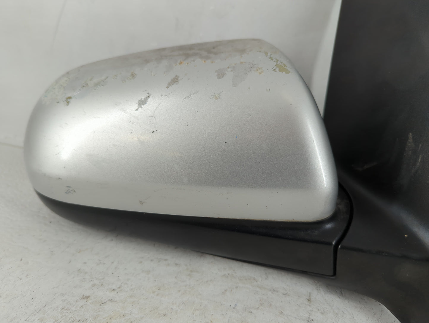 2009-2011 Chevrolet Aveo Passenger Side View Mirror - Right Door Mirror OEM Used - Oemusedautoparts1.com