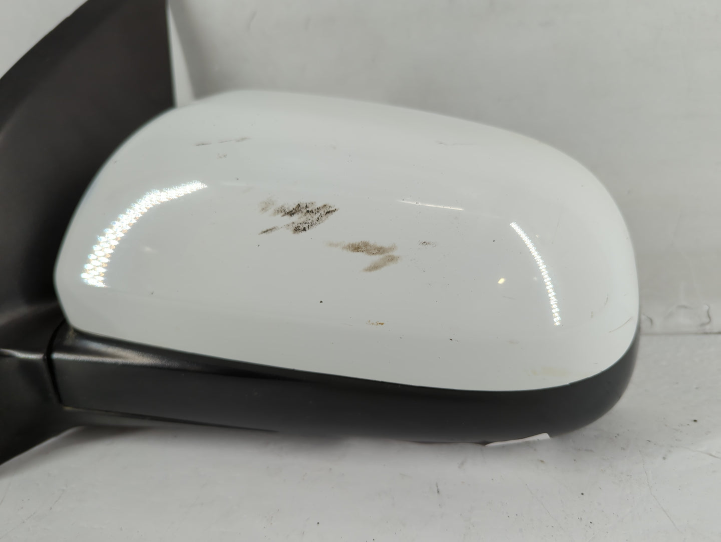 2007-2011 Chevrolet Aveo Driver Side View Mirror - Left Door Mirror OEM Used - Oemusedautoparts1.com