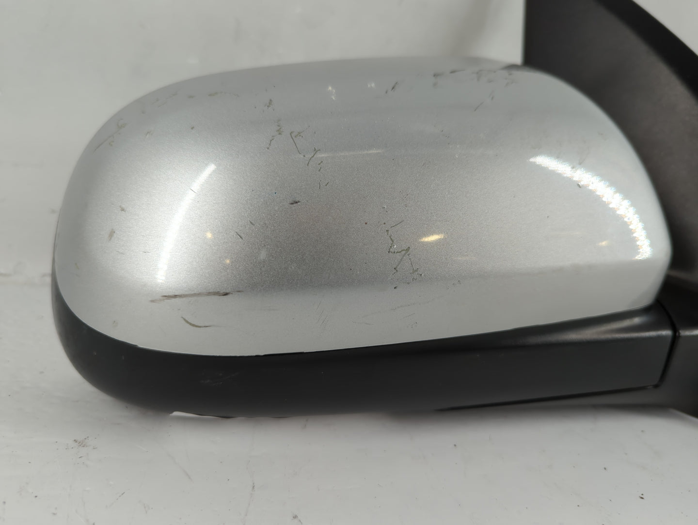 2007-2011 Chevrolet Aveo Passenger Side View Mirror - Right Door Mirror OEM Used - Oemusedautoparts1.com