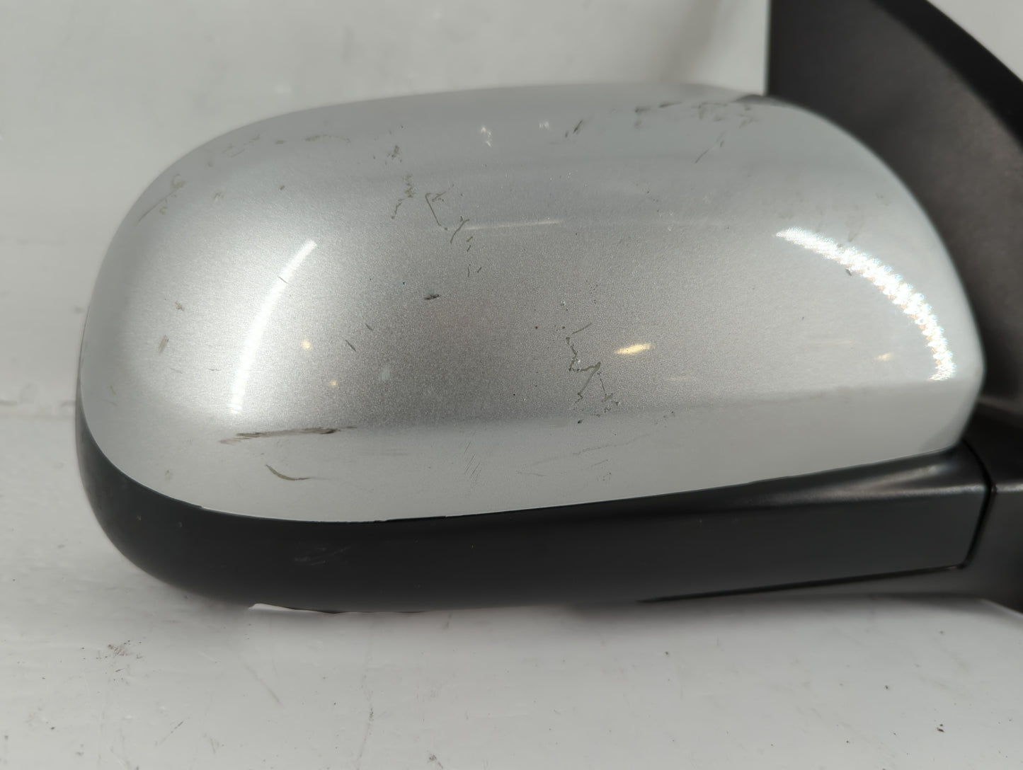 2007-2011 Chevrolet Aveo Passenger Side View Mirror - Right Door Mirror OEM Used - Oemusedautoparts1.com