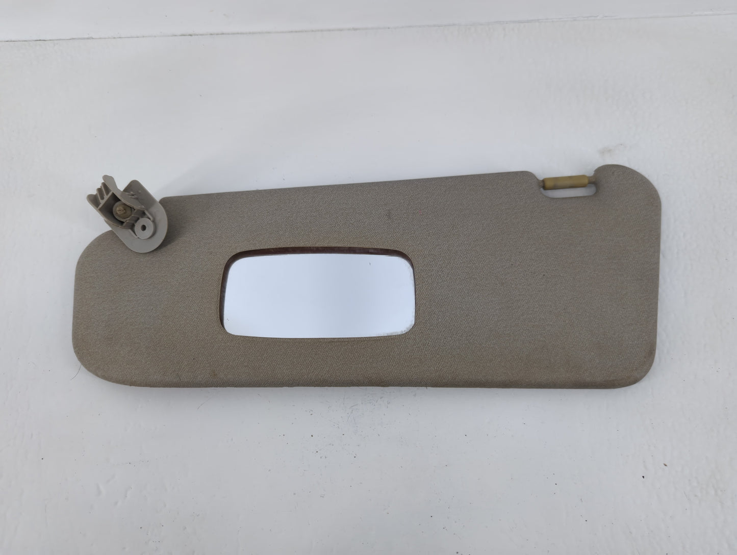 2006-2011 Chevrolet Aveo Sun Visor Shade Replacement Passenger Right Mirror Fits Fits 2005 2006 2007 2008 2009 2010 2011 OEM
