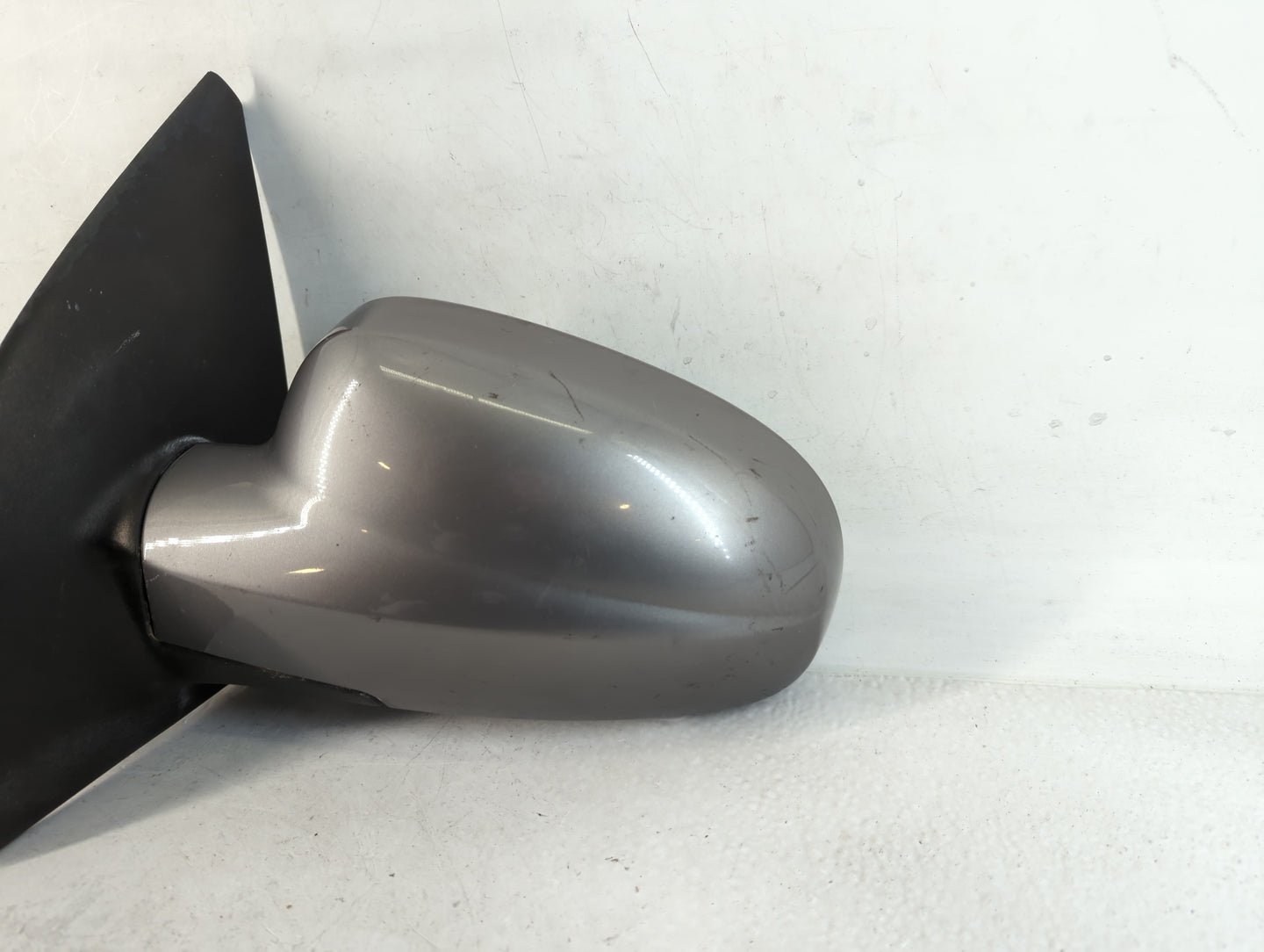 2009-2011 Chevrolet Aveo Driver Side View Mirror - Left Door Mirror OEM Used - Oemusedautoparts1.com