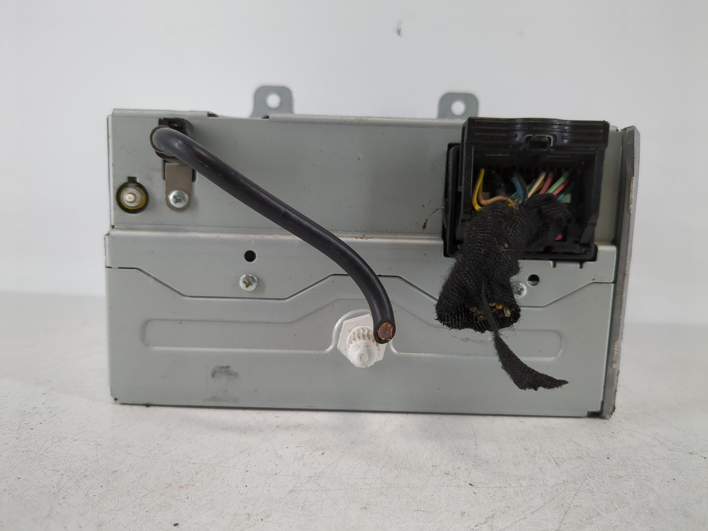 2011-2012 Chevrolet Camaro Radio AM FM Cd Player Receiver Replacement P/N:20907419 Fits Fits 2010 2011 2012 OEM Used Auto Pa