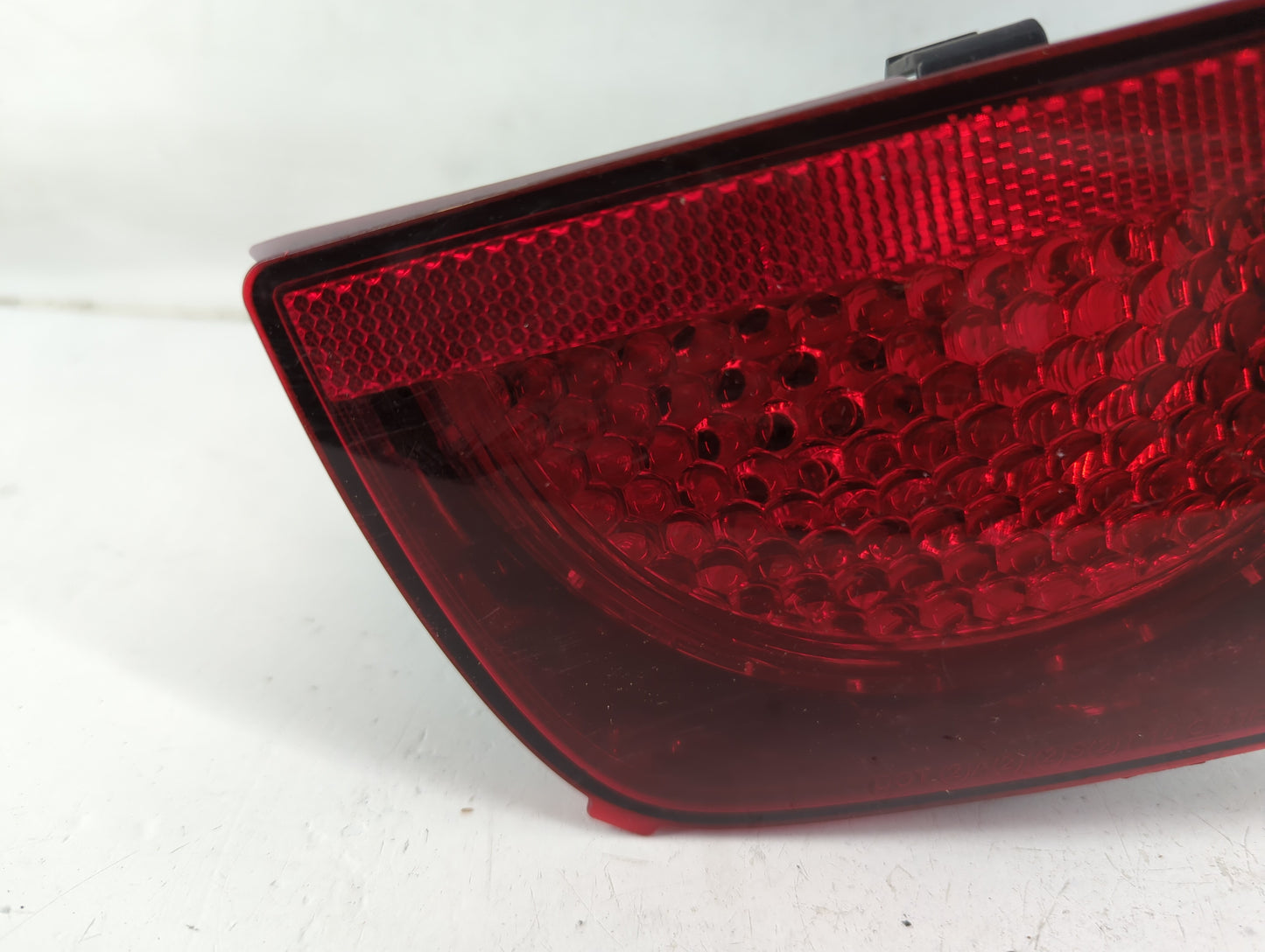 2010-2013 Chevrolet Camaro Tail Light Assembly Driver Left OEM P/N:320367 PC50039 Fits Fits 2010 2011 2012 2013 OEM Used Aut