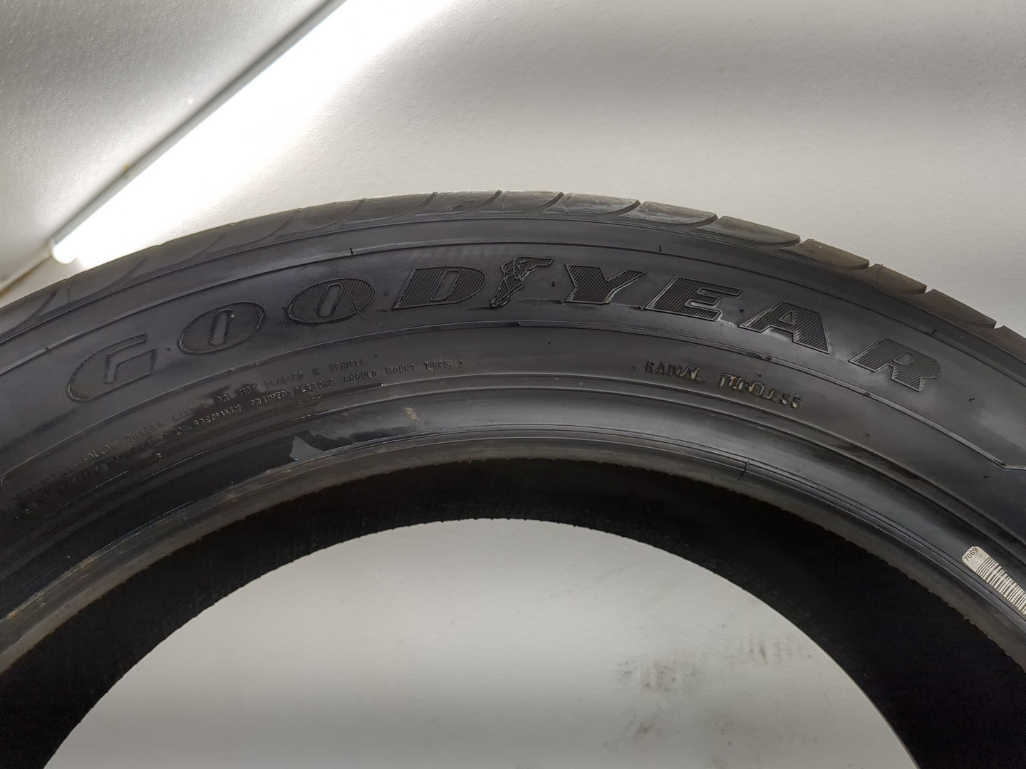 Used Tire 245/45R20 GOODYEAR EAGLE TOURING 99V - Tread Depth 9.5/32 - Oemusedautoparts1.com