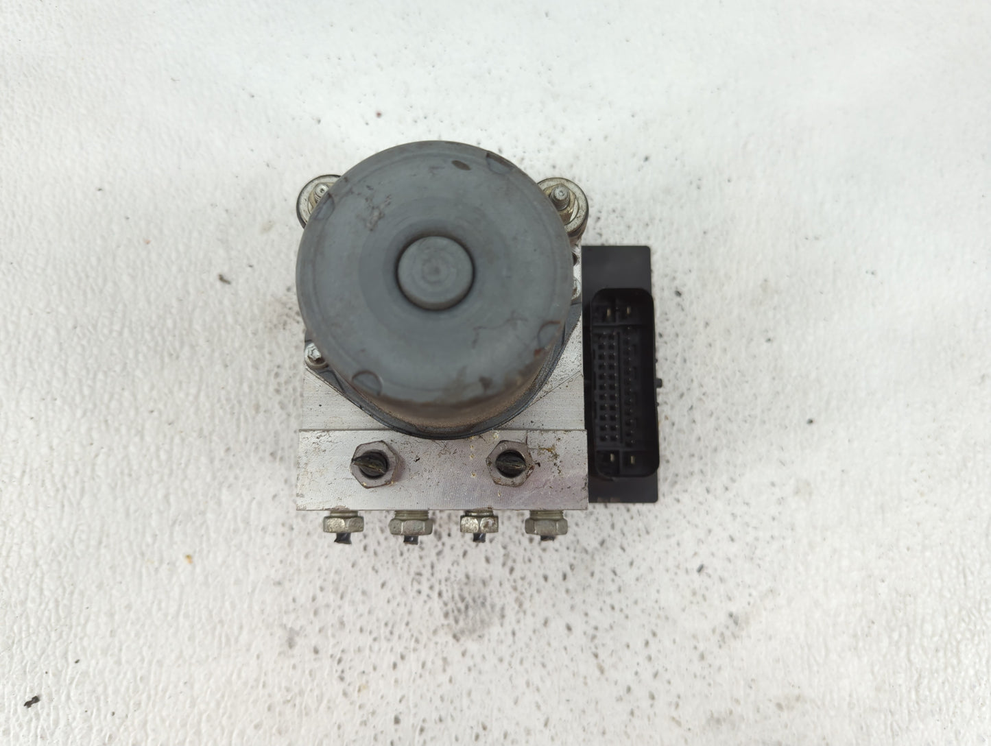 2010-2011 Chevrolet Camaro ABS Pump Control Module Replacement P/N:92233915 Fits Fits 2010 2011 OEM Used Auto Parts - Oemuse