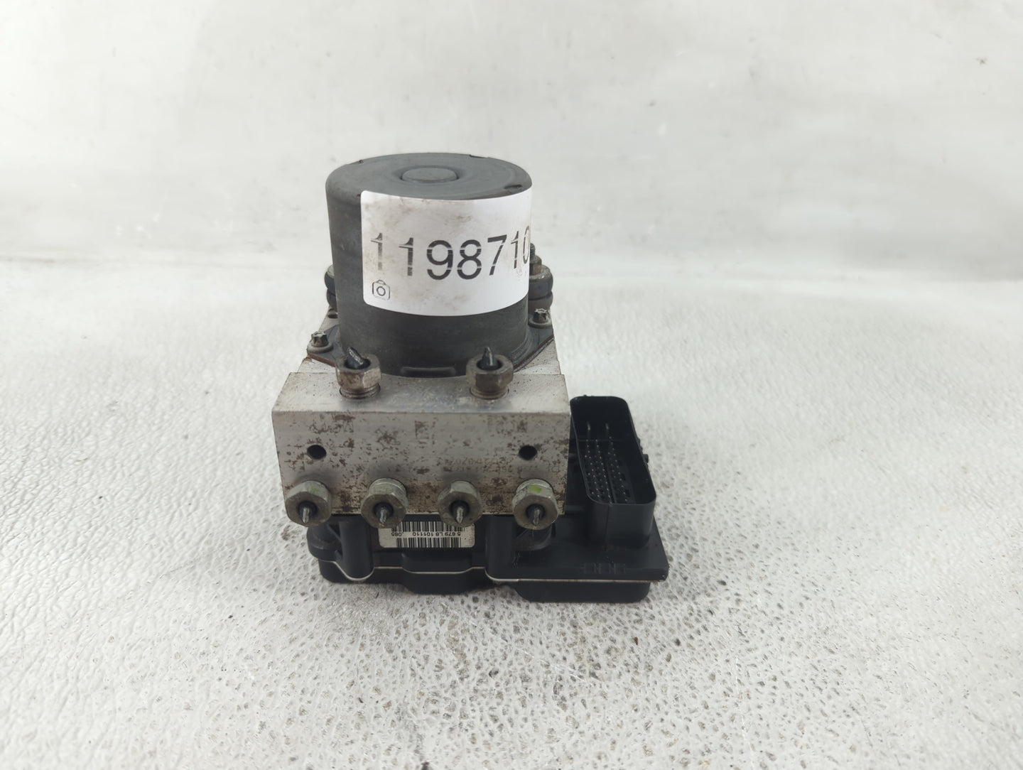2010-2011 Chevrolet Camaro ABS Pump Control Module Replacement P/N:0 265 251 813 Fits Fits 2010 2011 OEM Used Auto Parts - O