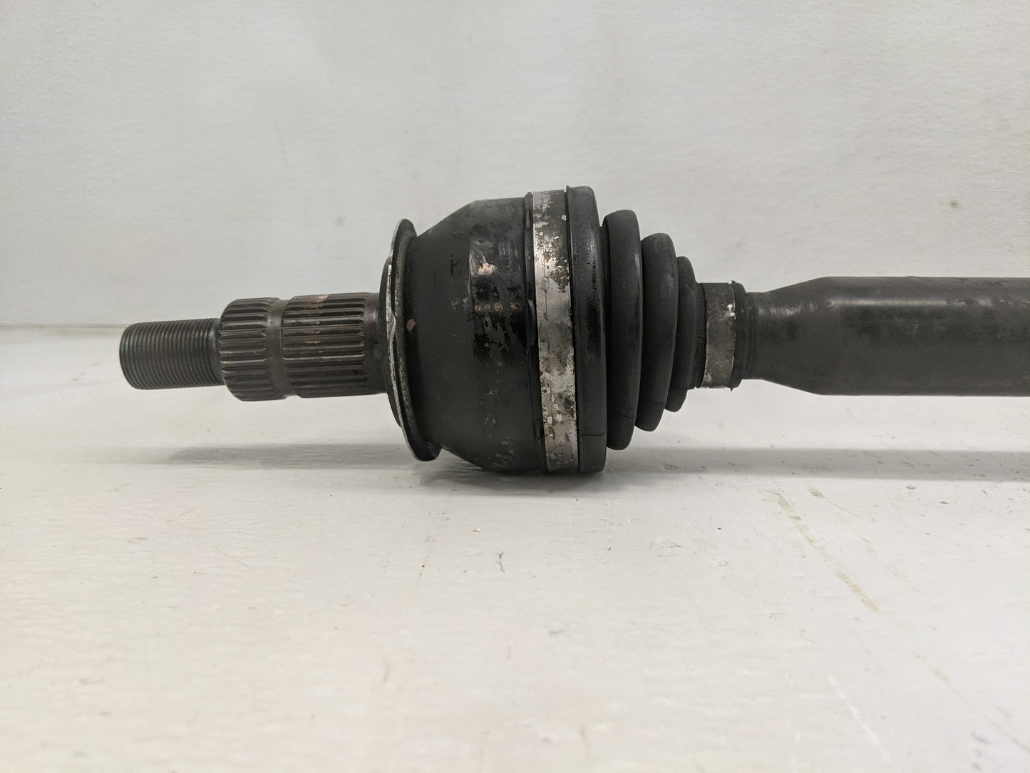 2010-2015 Chevrolet Camaro Axle Shaft Front Driver Cv C/v - Oemusedautoparts1.com