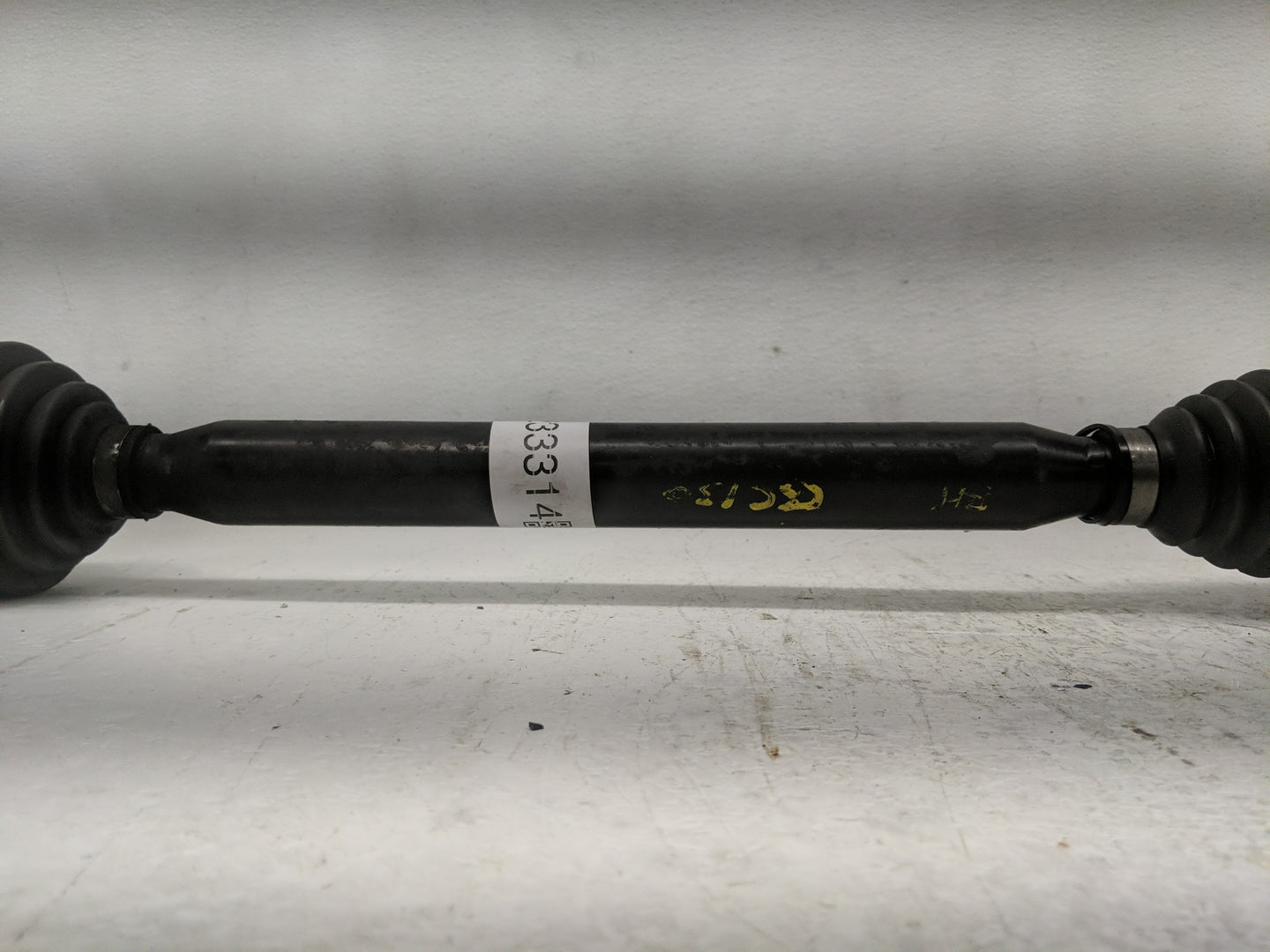 2010-2015 Chevrolet Camaro Axle Shaft Front Driver Cv C/v - Oemusedautoparts1.com