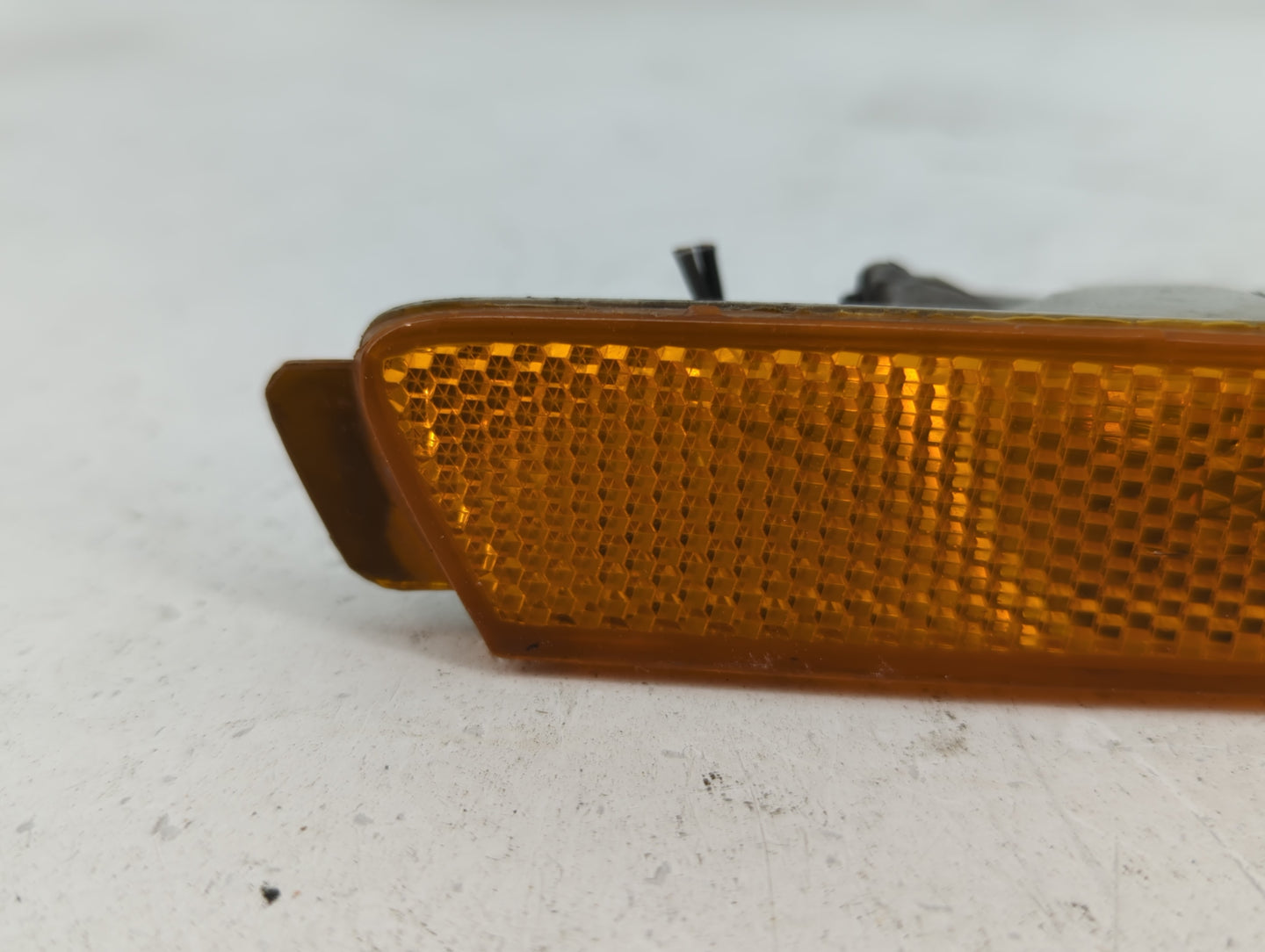 2010-2015 Chevrolet Camaro Passenger Right Oem Front Light Lamp - Oemusedautoparts1.com