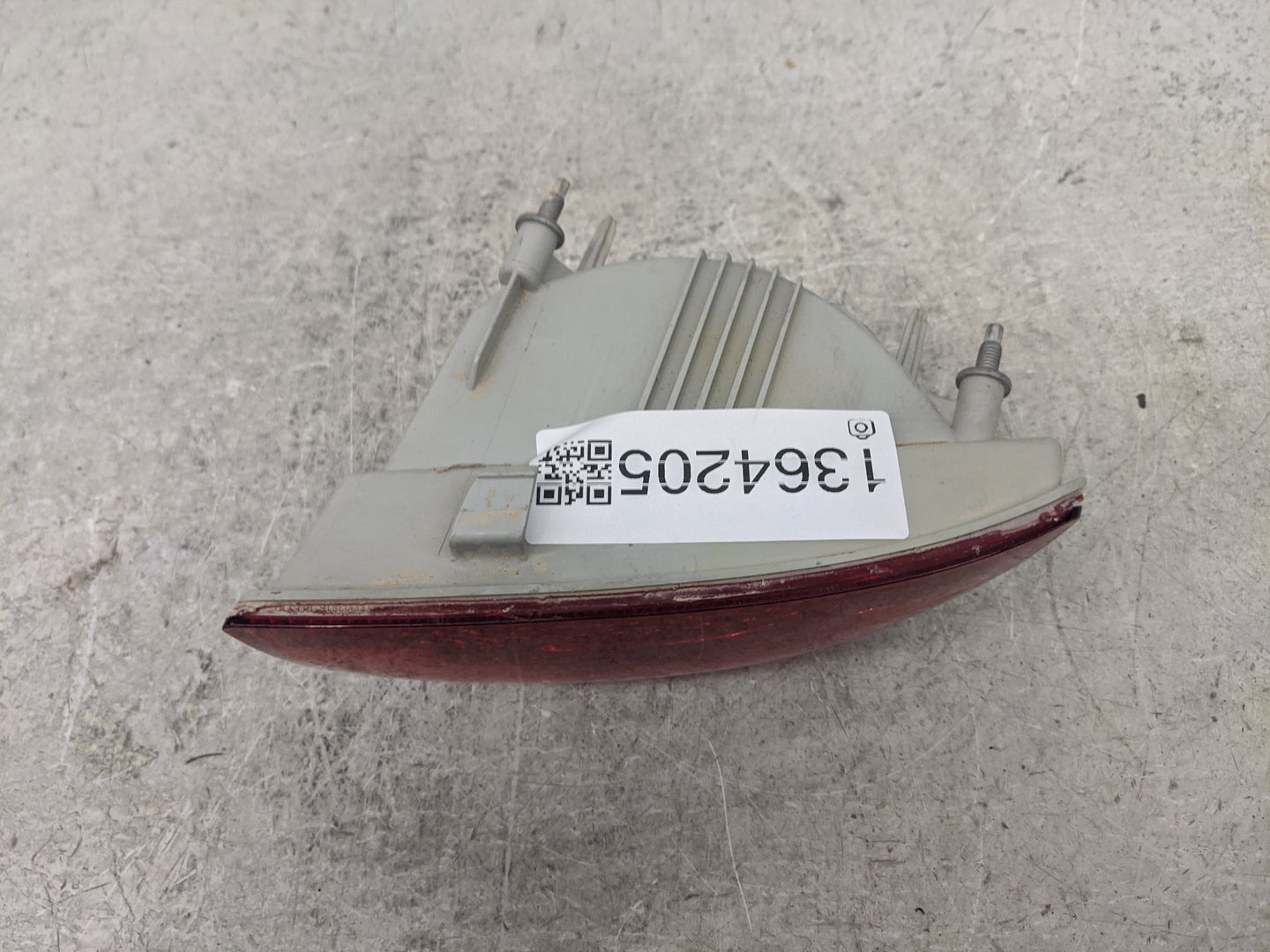 2010-2013 Chevrolet Camaro Tail Light Assembly Passenger Right OEM Fits Fits 2010 2011 2012 2013 OEM Used Auto Parts - Oemus