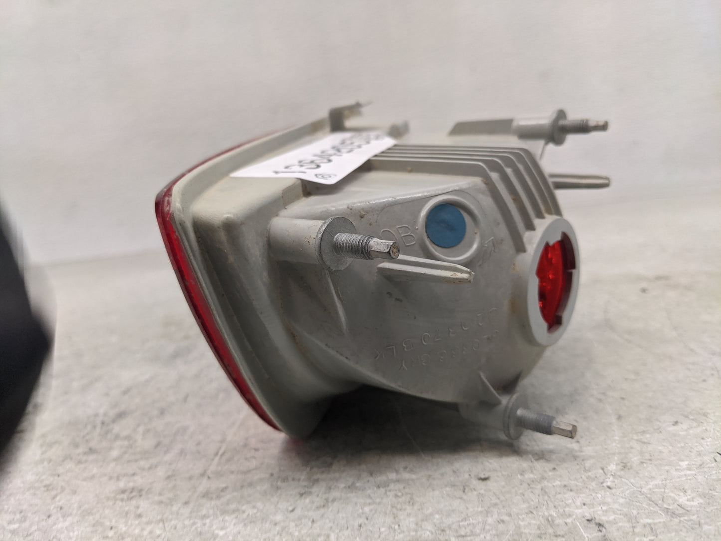 2010-2013 Chevrolet Camaro Tail Light Assembly Passenger Right OEM Fits Fits 2010 2011 2012 2013 OEM Used Auto Parts - Oemus