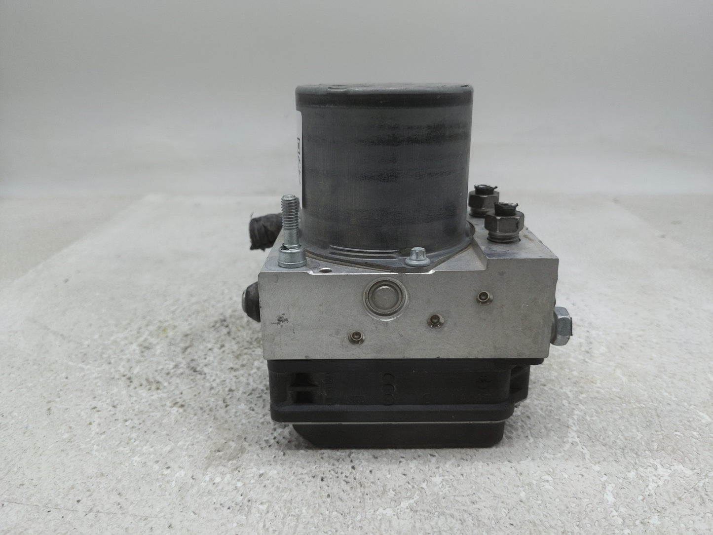 2010-2011 Chevrolet Camaro ABS Pump Control Module Replacement P/N:92246443 0 265 336 05 Fits Fits 2010 2011 OEM Used Auto P