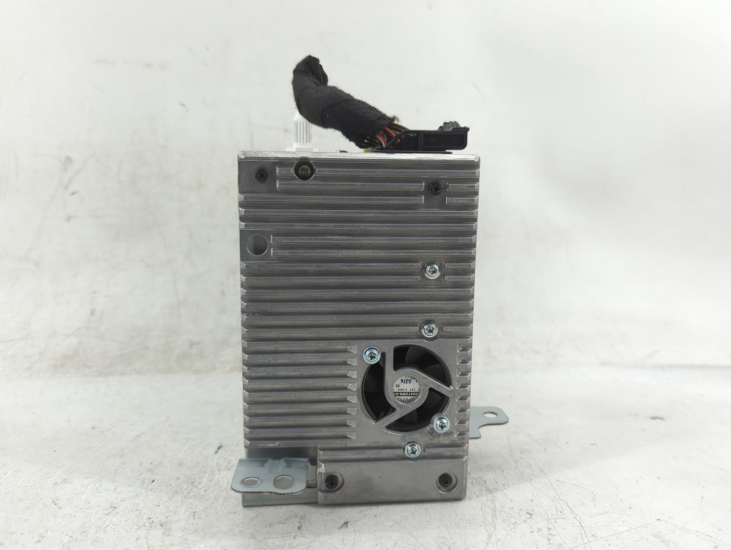 2011-2012 Chevrolet Camaro Radio AM FM Cd Player Receiver Replacement P/N:20907419 Fits Fits 2010 2011 2012 OEM Used Auto Pa