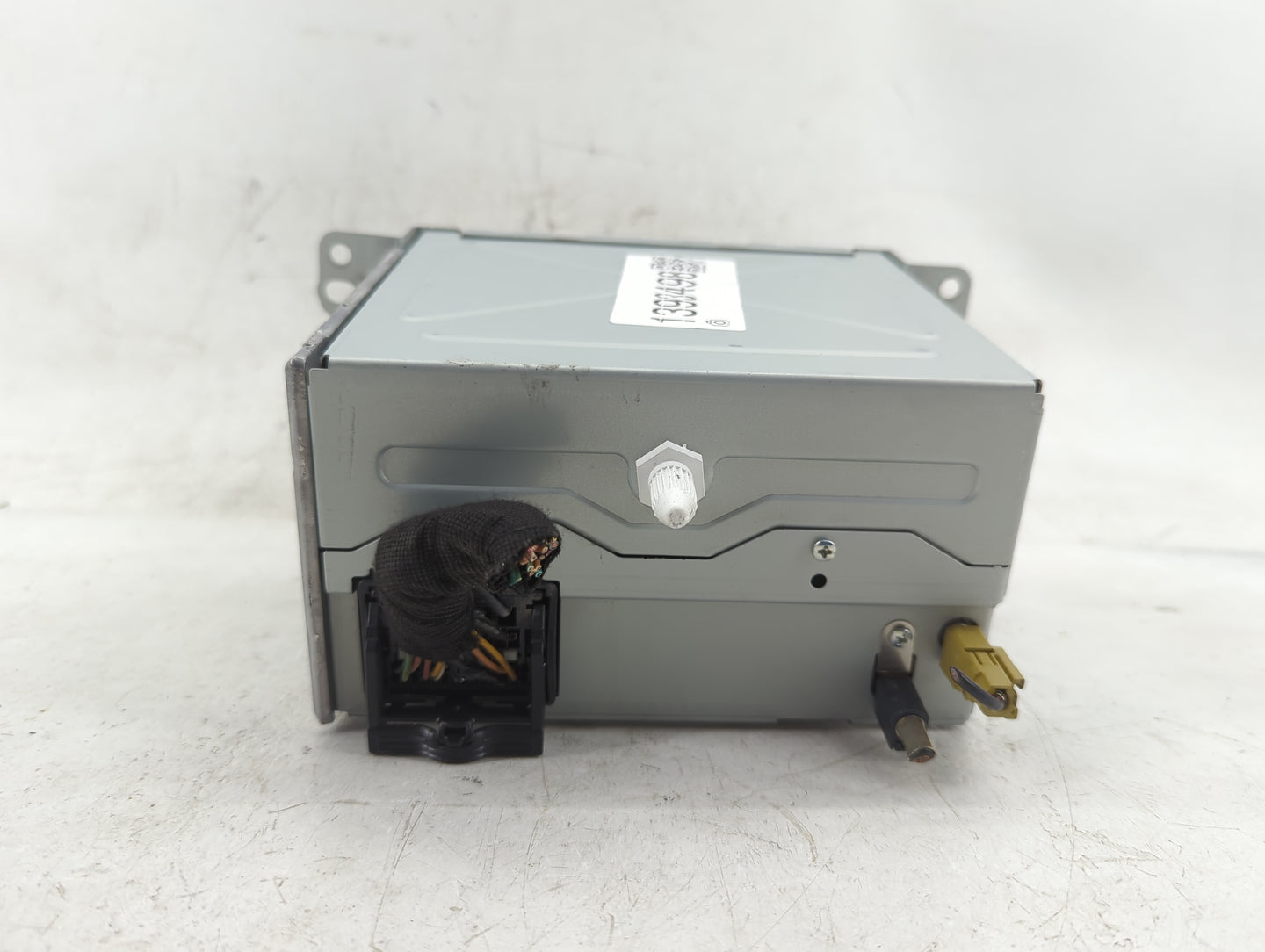 2011-2012 Chevrolet Camaro Radio AM FM Cd Player Receiver Replacement P/N:20907419 Fits Fits 2010 2011 2012 OEM Used Auto Pa