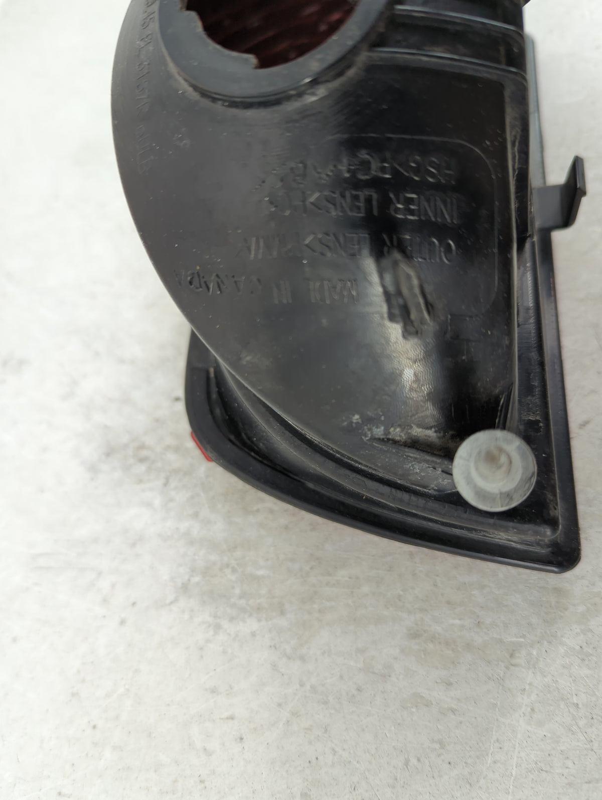 2010-2013 Chevrolet Camaro Rear Center Lid Brake Light Tail Light - Oemusedautoparts1.com