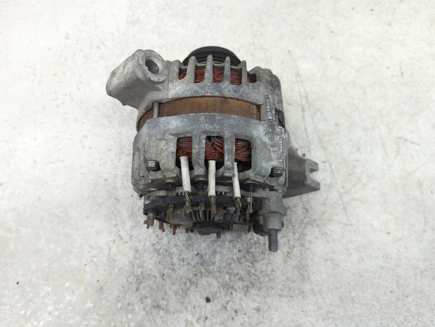 2010-2012 Chevrolet Camaro Alternator Replacement Generator Charging Assembly Engine OEM Fits Fits 2010 2011 2012 OEM Used A