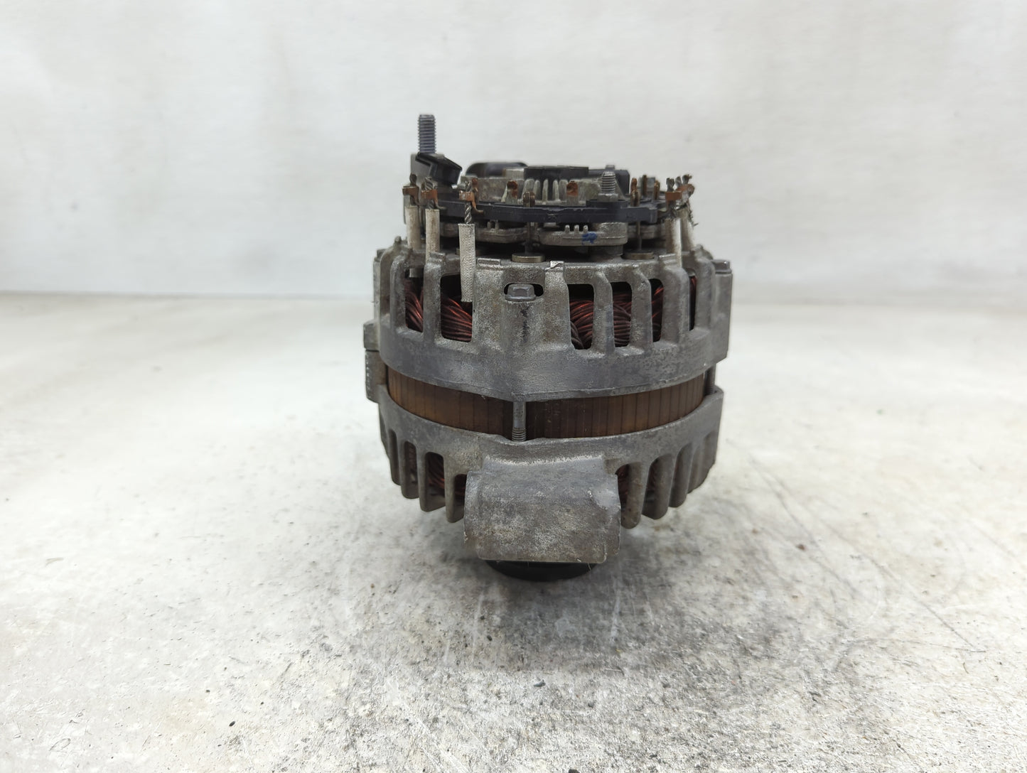 2010-2012 Chevrolet Camaro Alternator Replacement Generator Charging Assembly Engine OEM Fits Fits 2010 2011 2012 OEM Used A