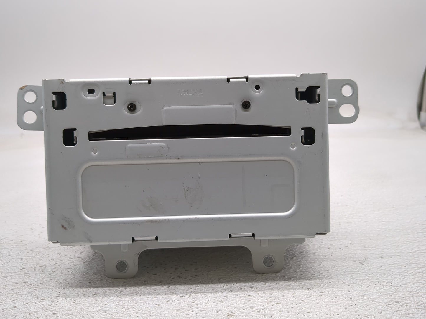 2011-2012 Chevrolet Camaro Radio AM FM Cd Player Receiver Replacement P/N:20983517 CQ-FG5011YC, 27NXC281 Fits Fits 2010 2011