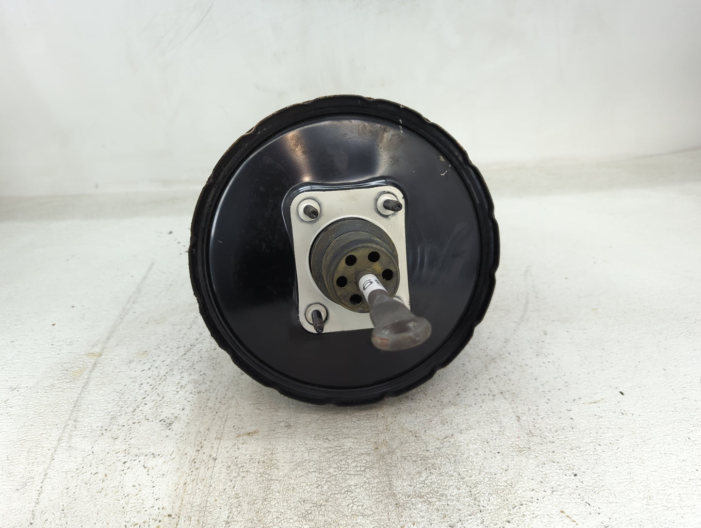 2010-2015 Chevrolet Camaro Power Brake Booster Oem - Oemusedautoparts1.com