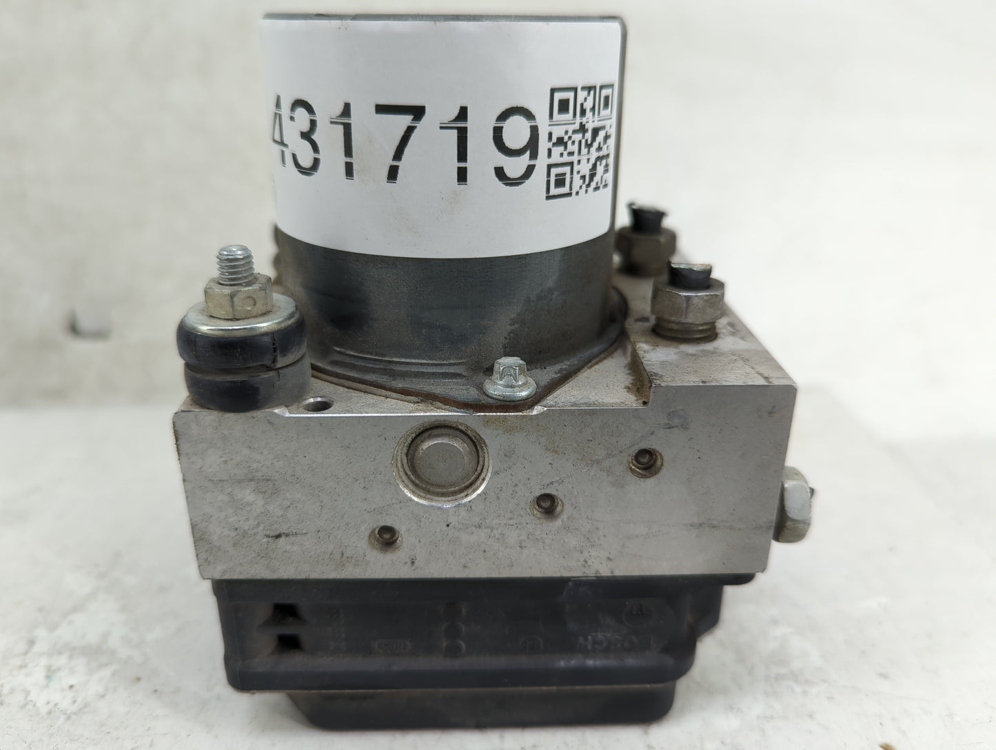 2010-2011 Chevrolet Camaro ABS Pump Control Module Replacement P/N:0 265 251 813 Fits Fits 2010 2011 OEM Used Auto Parts - O