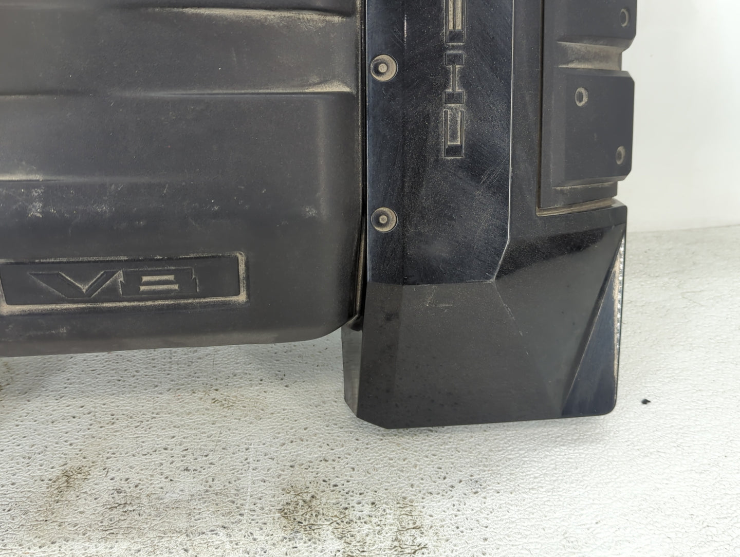 2011 Chevrolet Camaro Engine Cover 1432222 - Oemusedautoparts1.com
