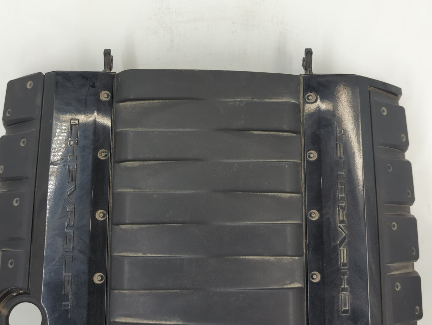 2011 Chevrolet Camaro Engine Cover 1432222 - Oemusedautoparts1.com