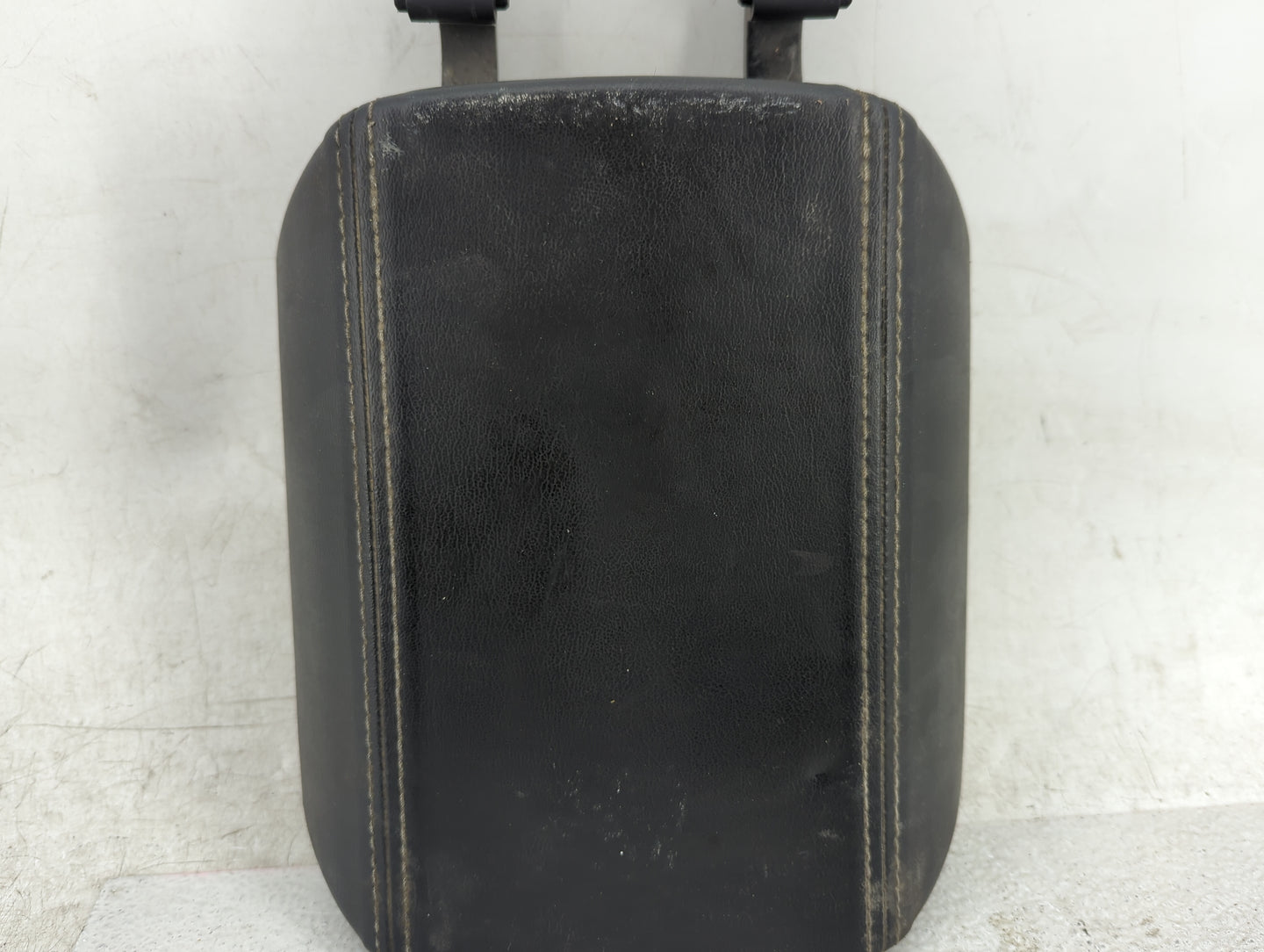 2011 Chevrolet Camaro Center Console Armrest Cover Lid Fits OEM Used Auto Parts - Oemusedautoparts1.com