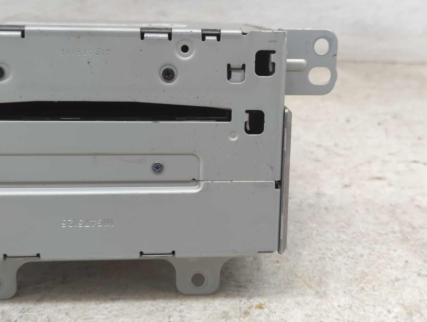 2011-2012 Chevrolet Camaro Radio AM FM Cd Player Receiver Replacement P/N:20907419 CQ-FG5960YC Fits Fits 2010 2011 2012 OEM 