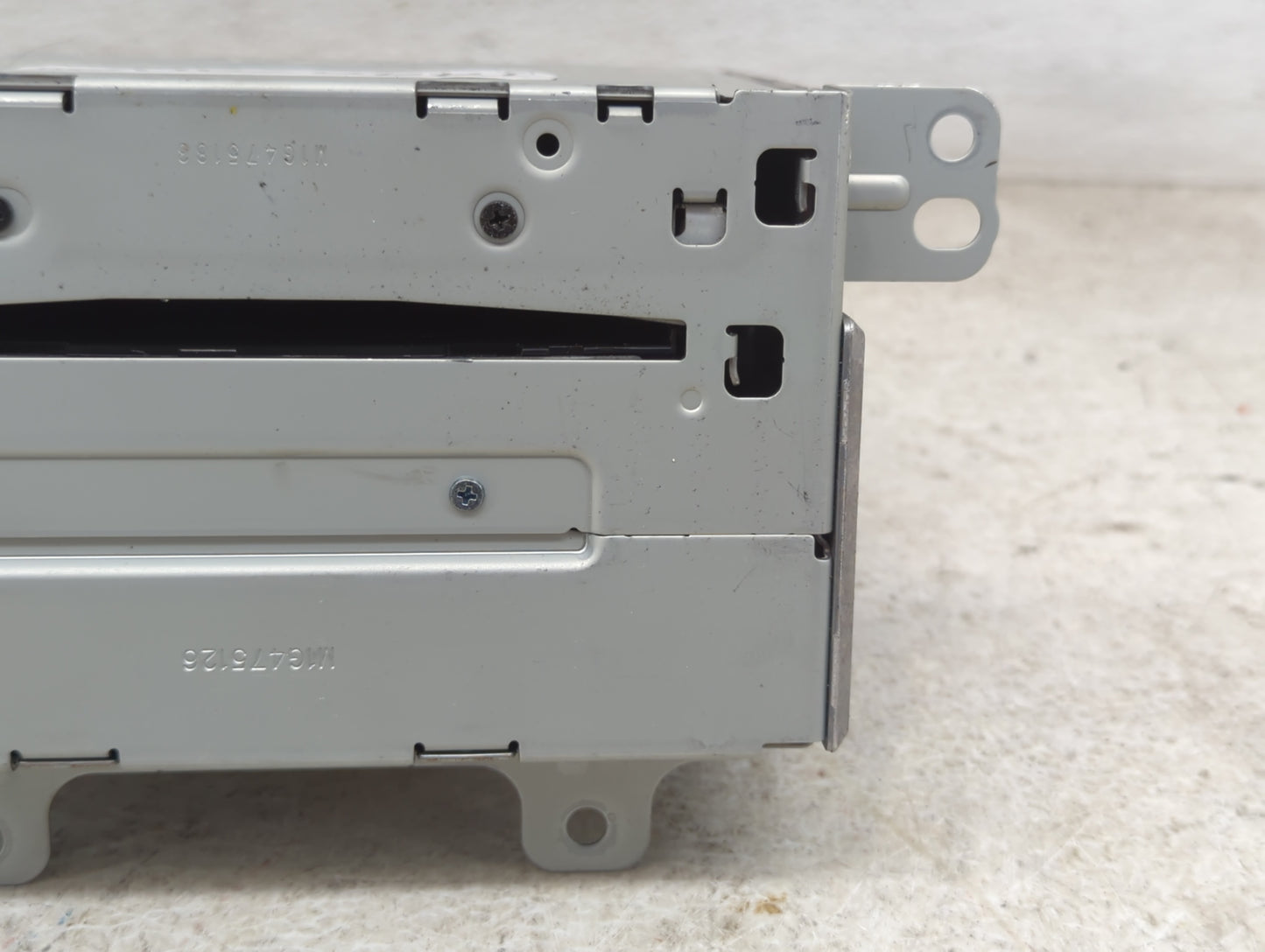 2011-2012 Chevrolet Camaro Radio AM FM Cd Player Receiver Replacement P/N:20907419 CQ-FG5960YC Fits Fits 2010 2011 2012 OEM 