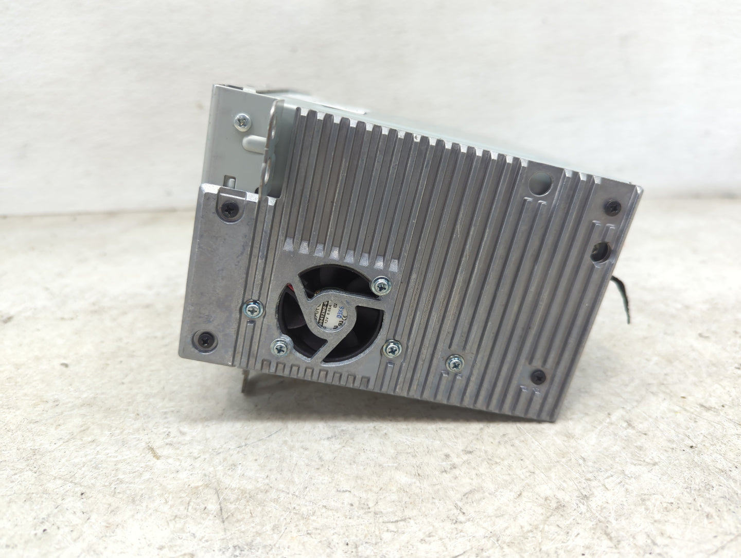 2011-2012 Chevrolet Camaro Radio AM FM Cd Player Receiver Replacement P/N:20907419 CQ-FG5960YC Fits Fits 2010 2011 2012 OEM 