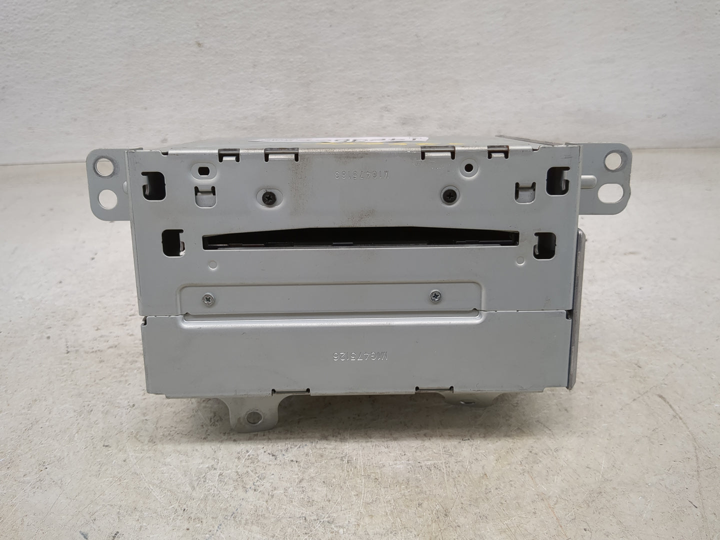 2011-2012 Chevrolet Camaro Radio AM FM Cd Player Receiver Replacement P/N:20987410 M1G475172A Fits Fits 2010 2011 2012 OEM U