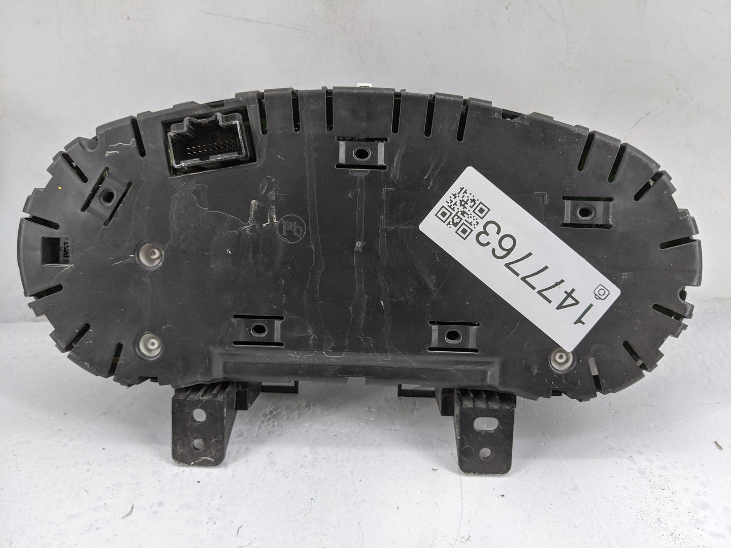 2010-2011 Chevrolet Camaro Instrument Cluster Speedometer Gauges P/N:A2C53377810 92242410 Miles: Fits Fits 2010 2011 OEM Use