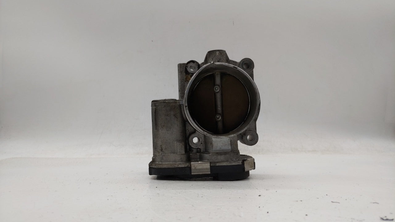 2010-2011 Chevrolet Camaro Throttle Body P/N:282.7.AA.994AA.6251.B 269.9.AA.994AA.2085.C Fits Fits 2007 2008 2009 2010 2011 