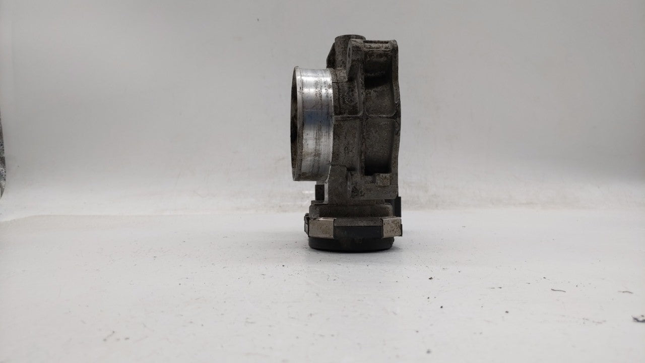 2010-2011 Chevrolet Camaro Throttle Body P/N:282.7.AA.994AA.6251.B 269.9.AA.994AA.2085.C Fits Fits 2007 2008 2009 2010 2011 