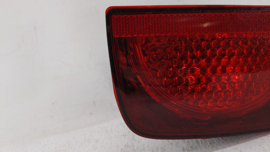 2010-2013 Chevrolet Camaro Tail Light Assembly Passenger Right OEM P/N:92212648 Fits Fits 2010 2011 2012 2013 OEM Used Auto Parts