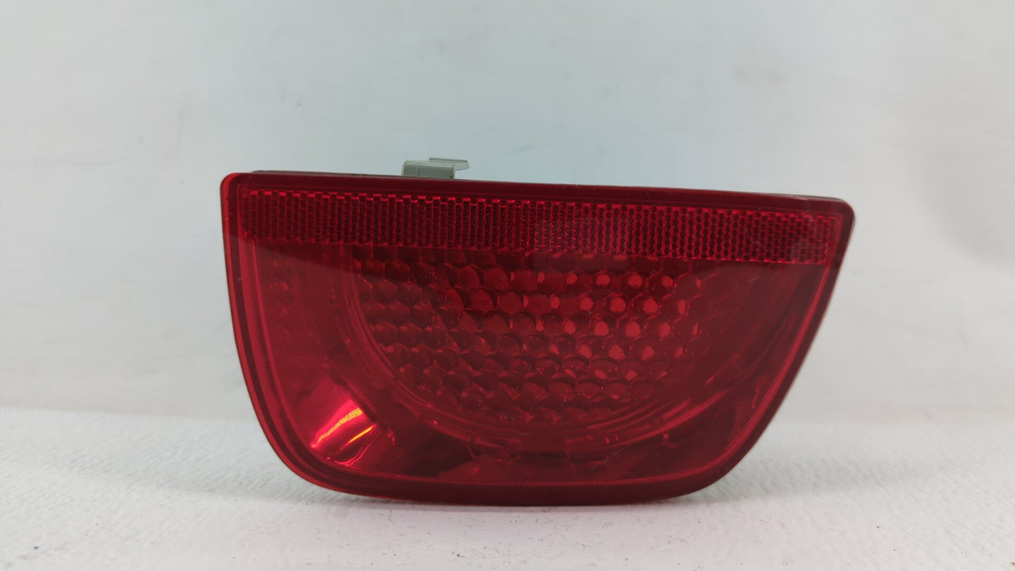 2010-2012 Chevrolet Camaro Tail Light Assembly Passenger Right OEM P/N:320370 320366 Fits Fits 2010 2011 2012 OEM Used Auto 
