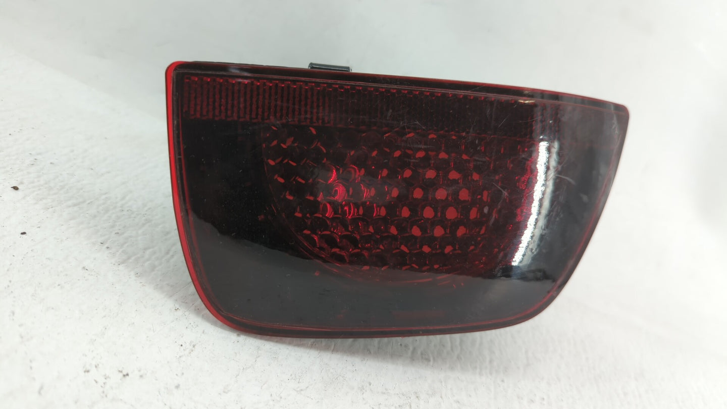 2010-2013 Chevrolet Camaro Tail Light Assembly Passenger Right OEM P/N:92212648 Fits Fits 2010 2011 2012 2013 OEM Used Auto 